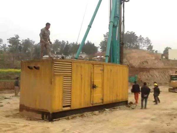 象州如何判断水冷式机油散热器密封件是否需要更换？